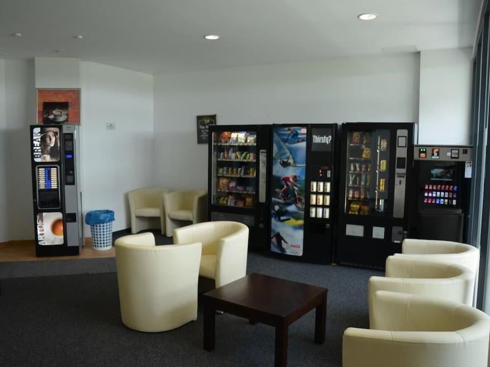 Low Budget Hostel Мюнхен Екстериор снимка