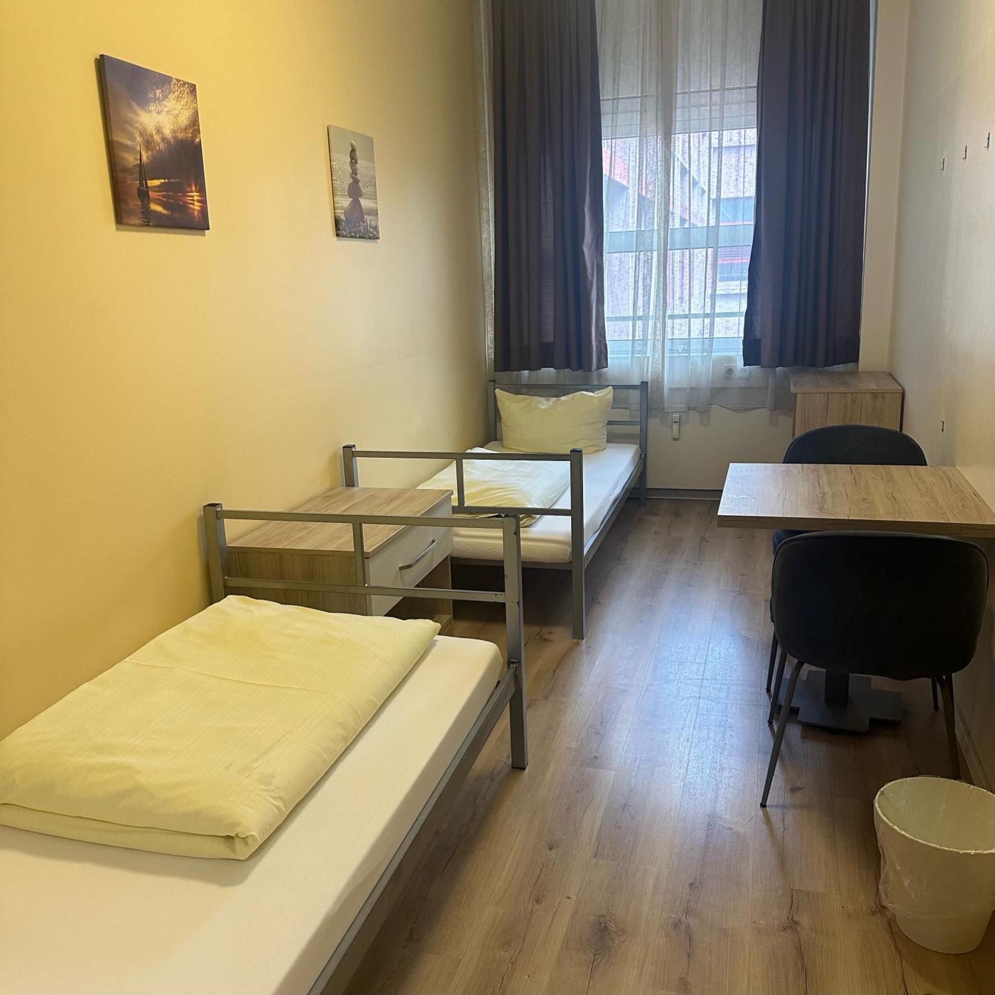Low Budget Hostel Мюнхен Екстериор снимка