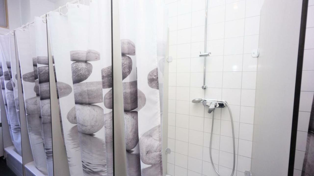 Low Budget Hostel Мюнхен Екстериор снимка